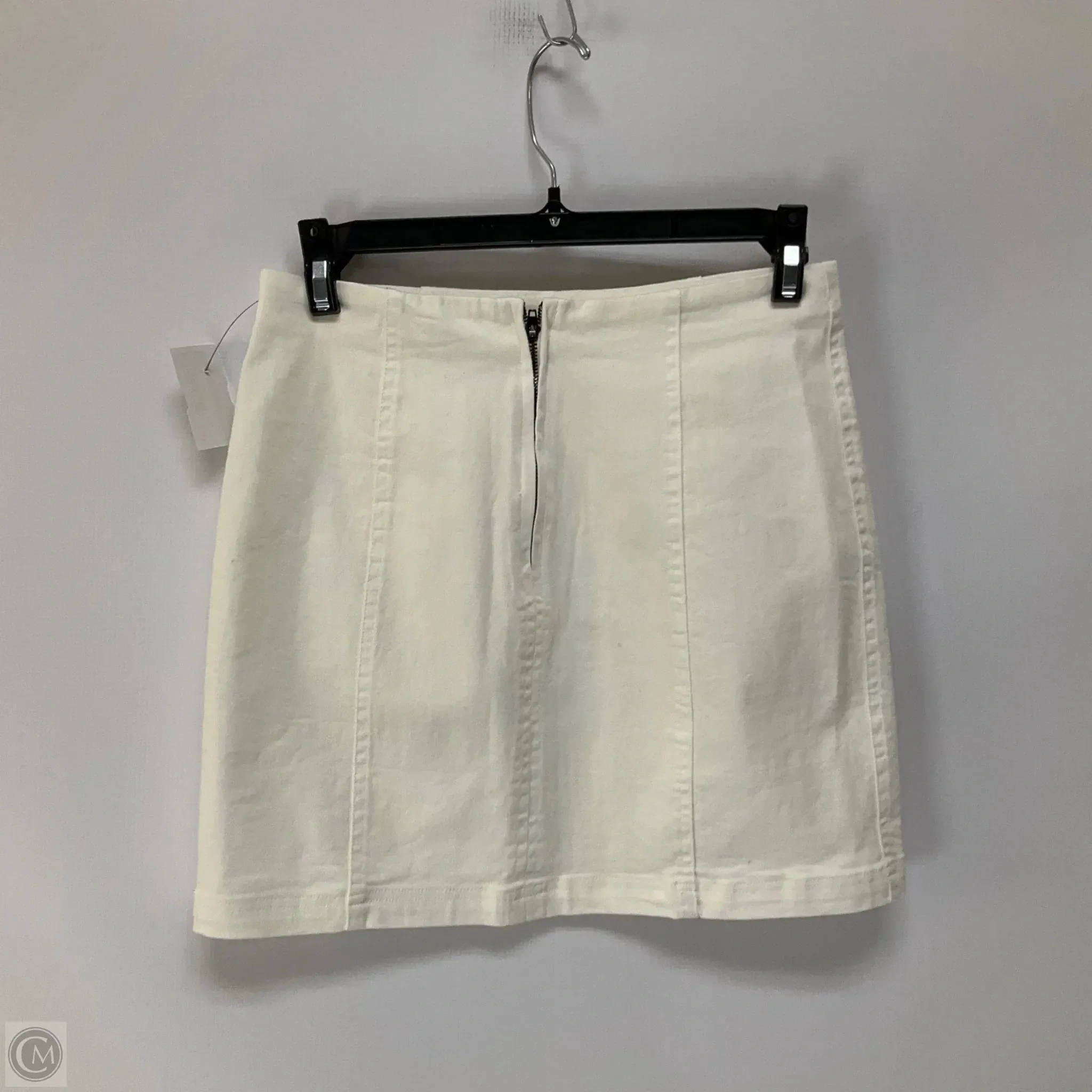 Skirt Mini & Short By Altard State In White Denim. Size: S