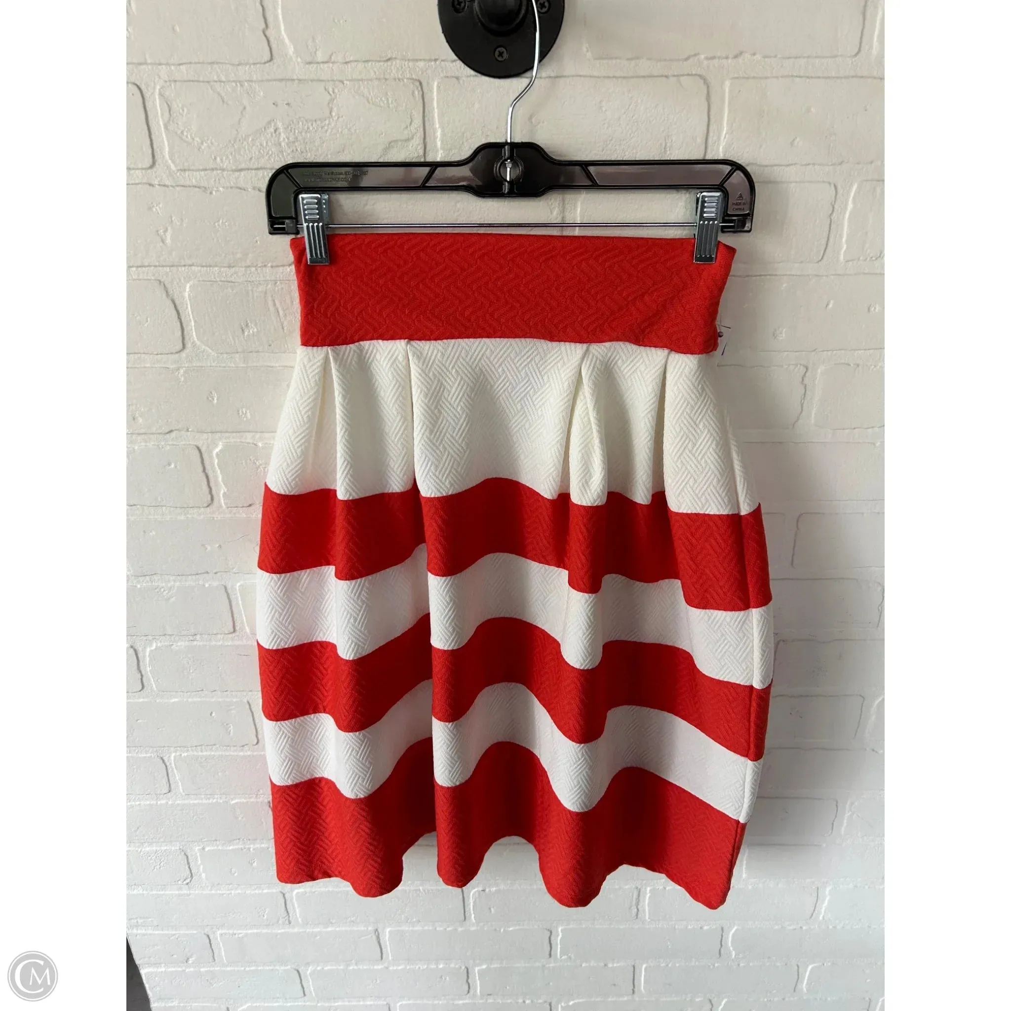 Skirt Mini & Short By Clothes Mentor In Orange & White. Size: 4